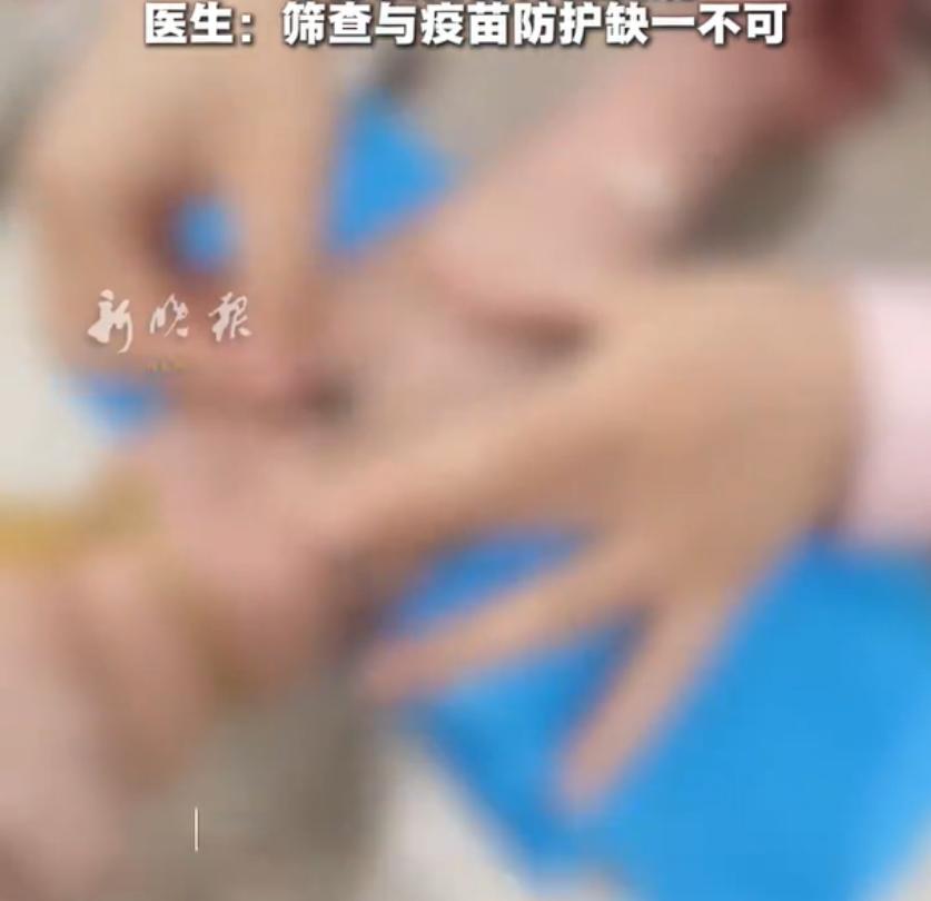 河南郑州，一男子跟女友着急亲密，多次发生无防护的关系，其实男子已经感染HPV了，