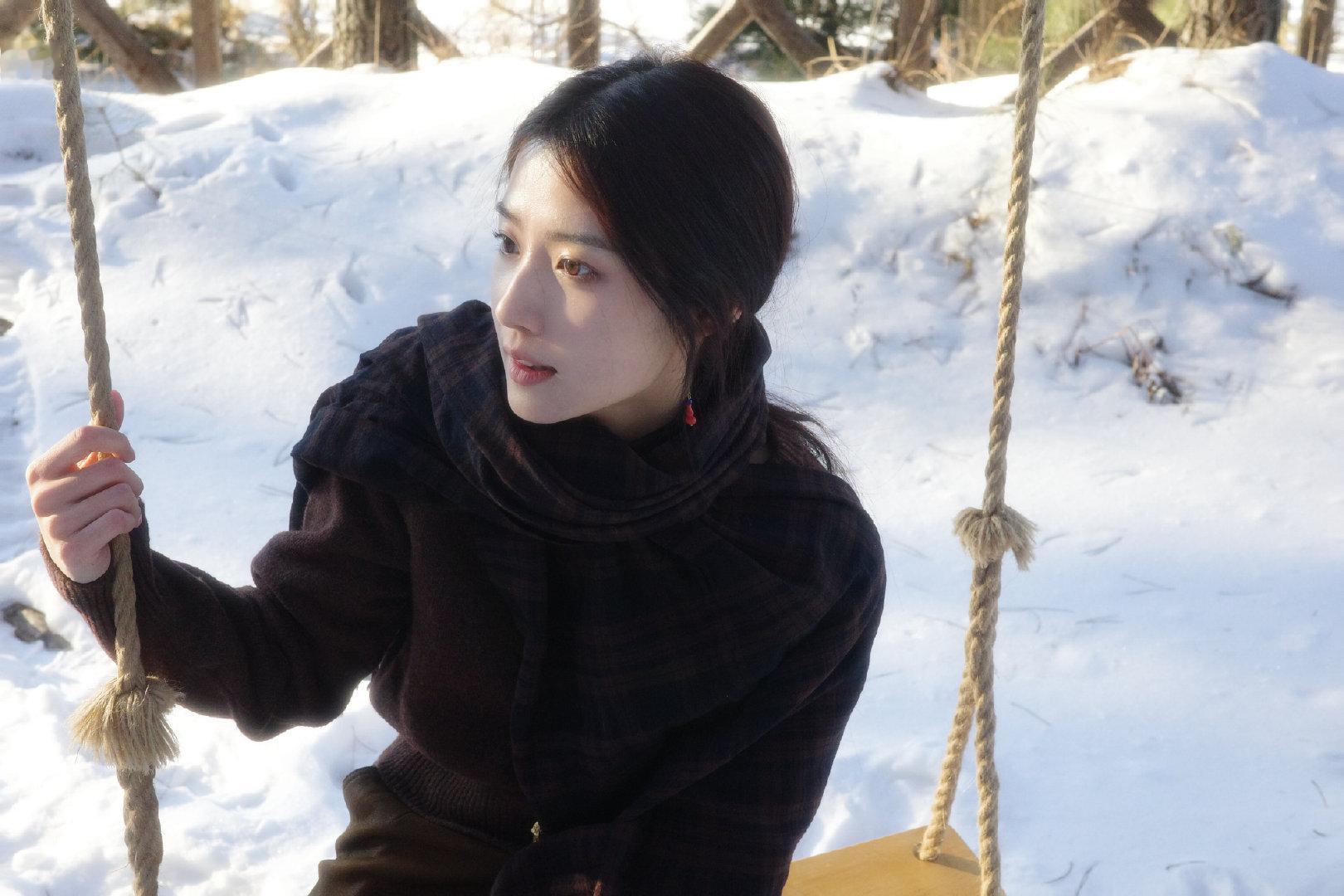 卢昱晓卢昱晓淡颜美神卢昱晓雪天随拍我们噜噜晓的淡颜真的越品越好看啊！！浓妆也超惊