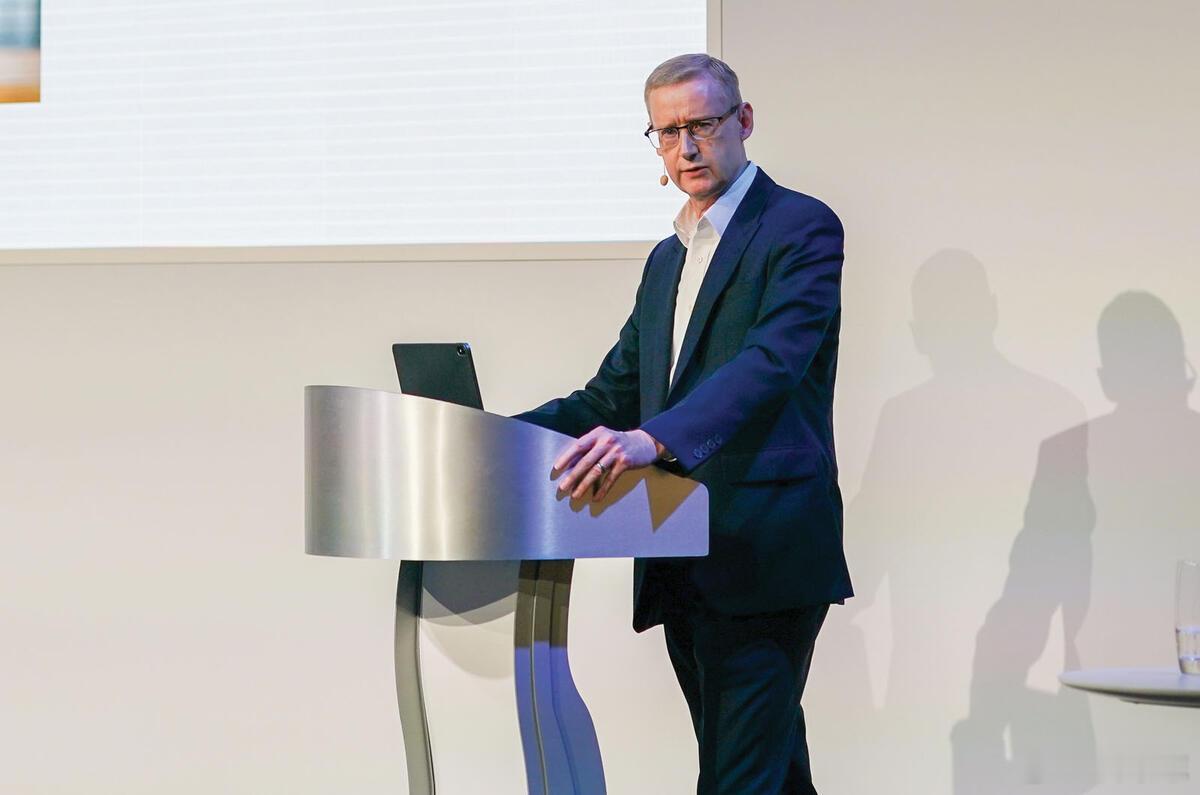 名车志新闻 35 年生涯落幕，JLR CEO Adrian Mardell 退休