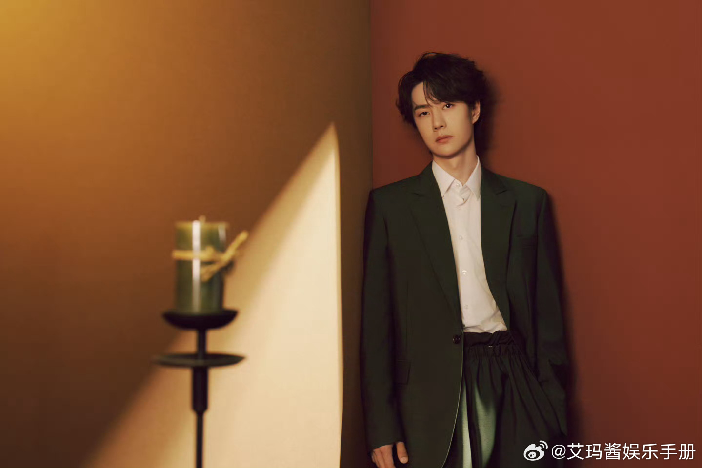 王一博时装周待遇！含金量如何？ 