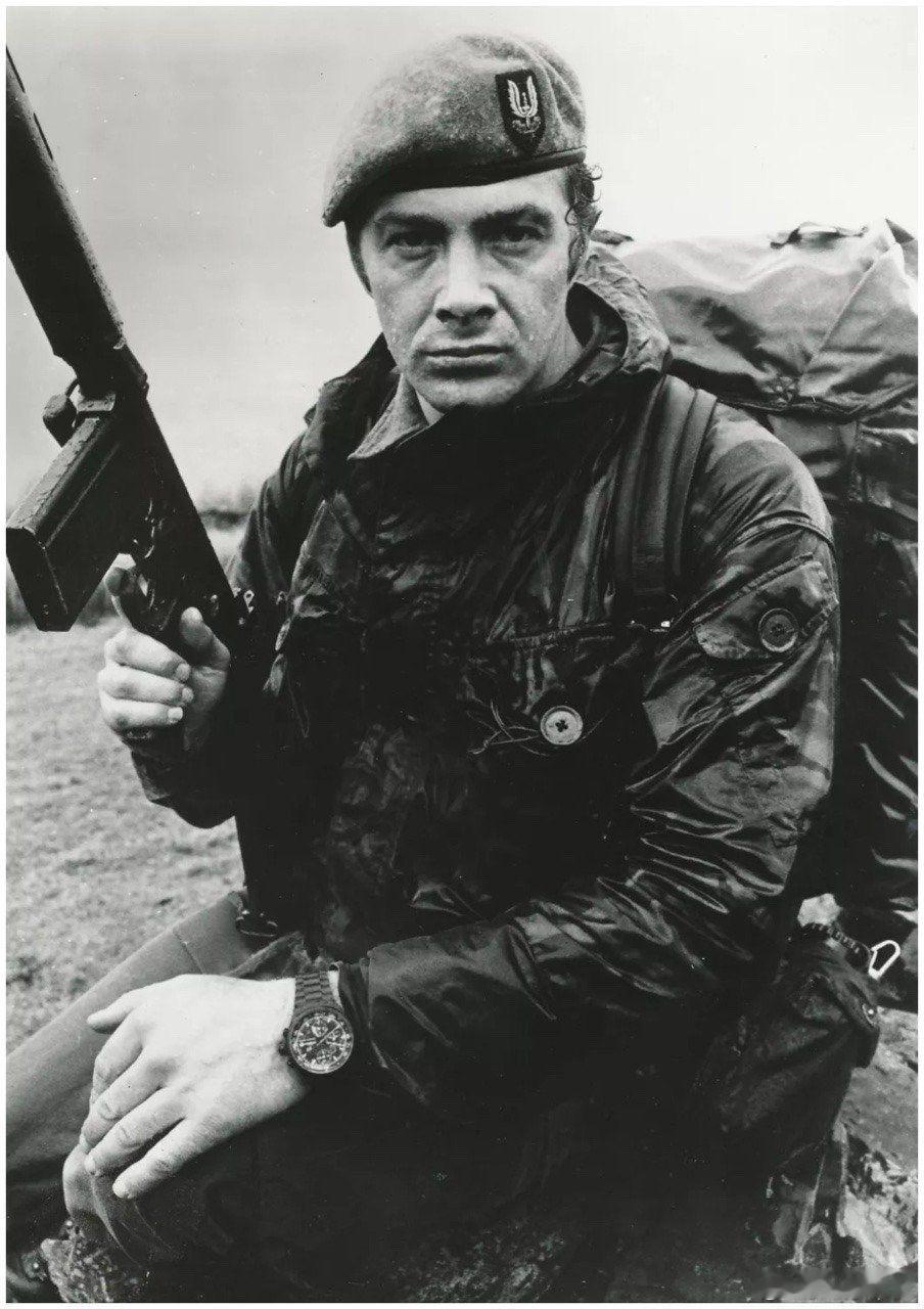 美国国防部公布了一名英国特种空勤团（SAS）士兵的照片，该士兵曾在委内瑞拉行动中