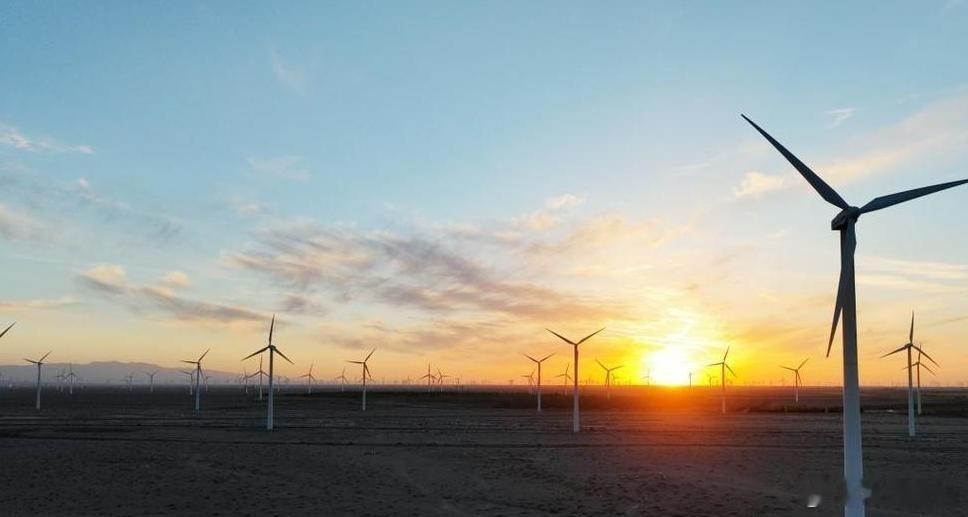 过去几年风机价格经历了一轮＂内卷式＂下跌，截至2025年，风机中标均价从2024