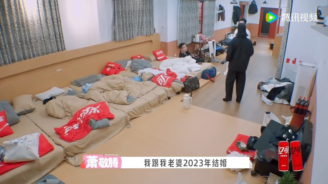 萧敬腾对老婆只有爱情没有亲情五十公里桃花坞萧敬腾在桃花坞的发言太戳人，多年相守依