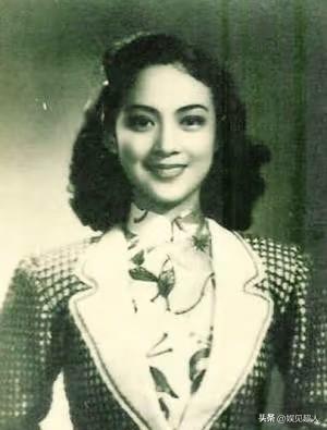 说到60年代中国影坛第一美女，没人能绕开这两位“顶流”。
 
当时公认“南北二王