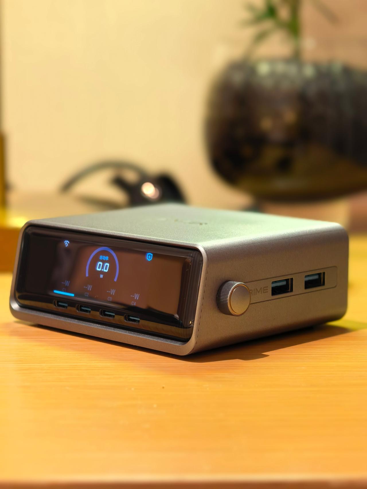 这次真的是一个充电站“毕业”了？
小伙伴们，这次真的是有一台设备，把充电这件事带