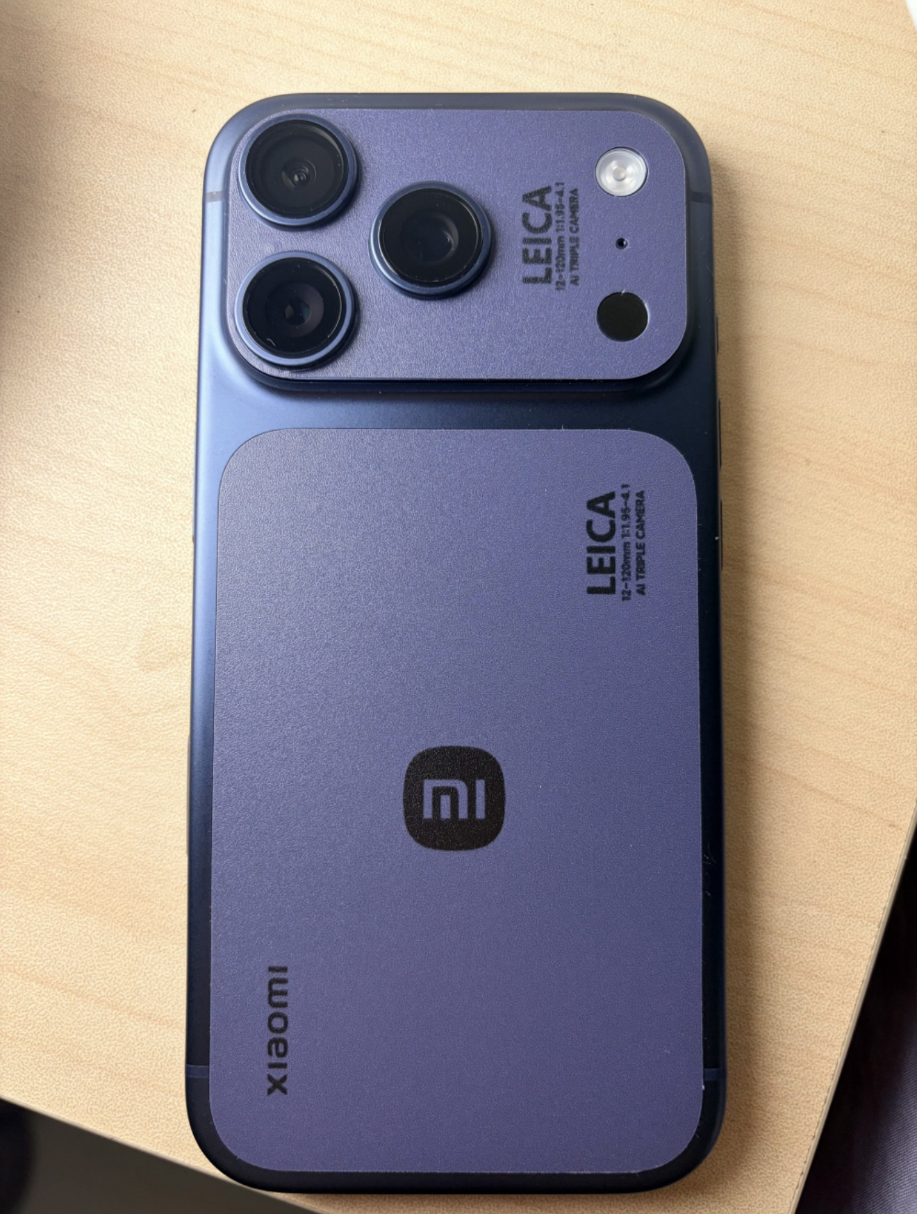 别说把iPhone17Pro改成这样还挺有感觉。 