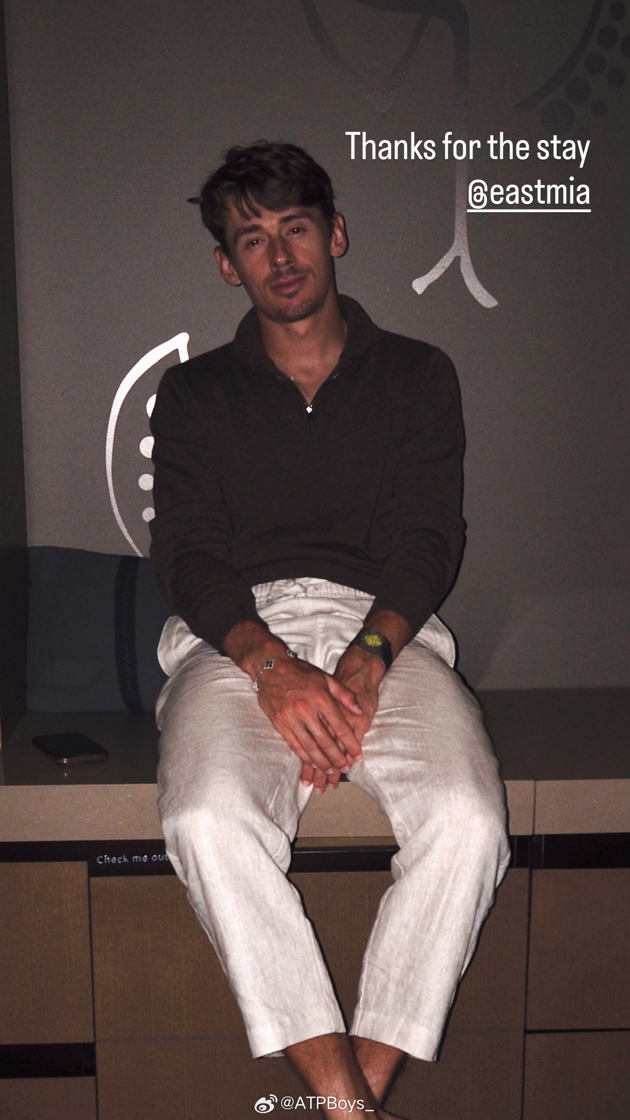 看不出一点「thanks for the stay」的情绪德米纳尔丨atpboy