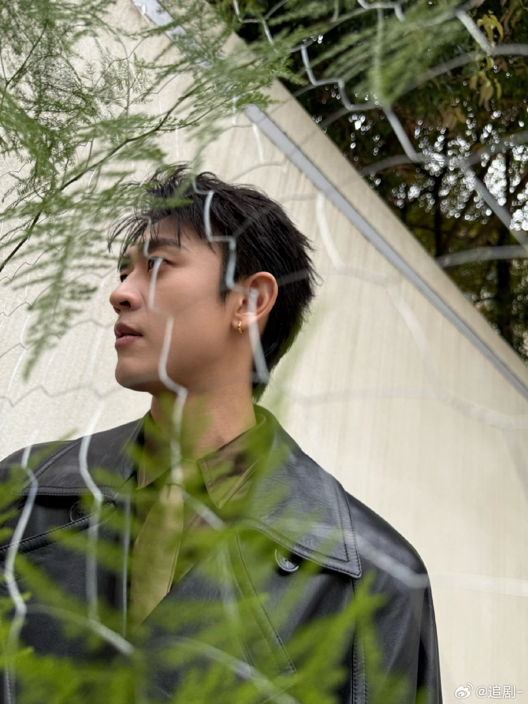 王天辰吴慷仁麻友合照 麻友合照都这么有氛围感，吴慷仁《危险关系》反PUA题材，有