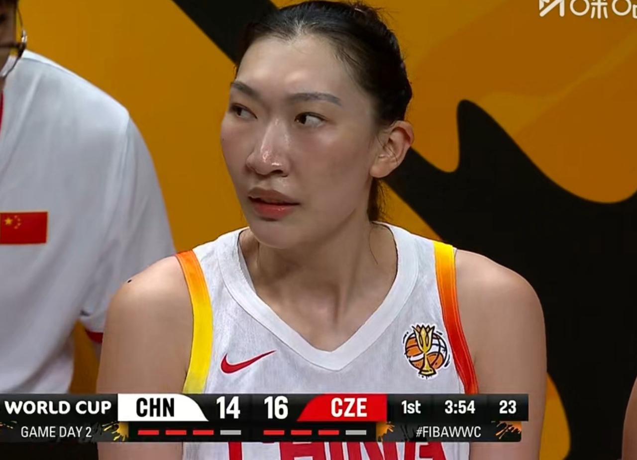 女篮世界杯中国女篮经过一个加时74：70艰难战胜了捷克。我们全场出现了28次失误
