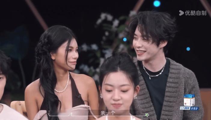 我恋6黑皮体育生vs白皮舞蹈生  我恋6体育生舞蹈生cp  我恋6体育生舞蹈生c
