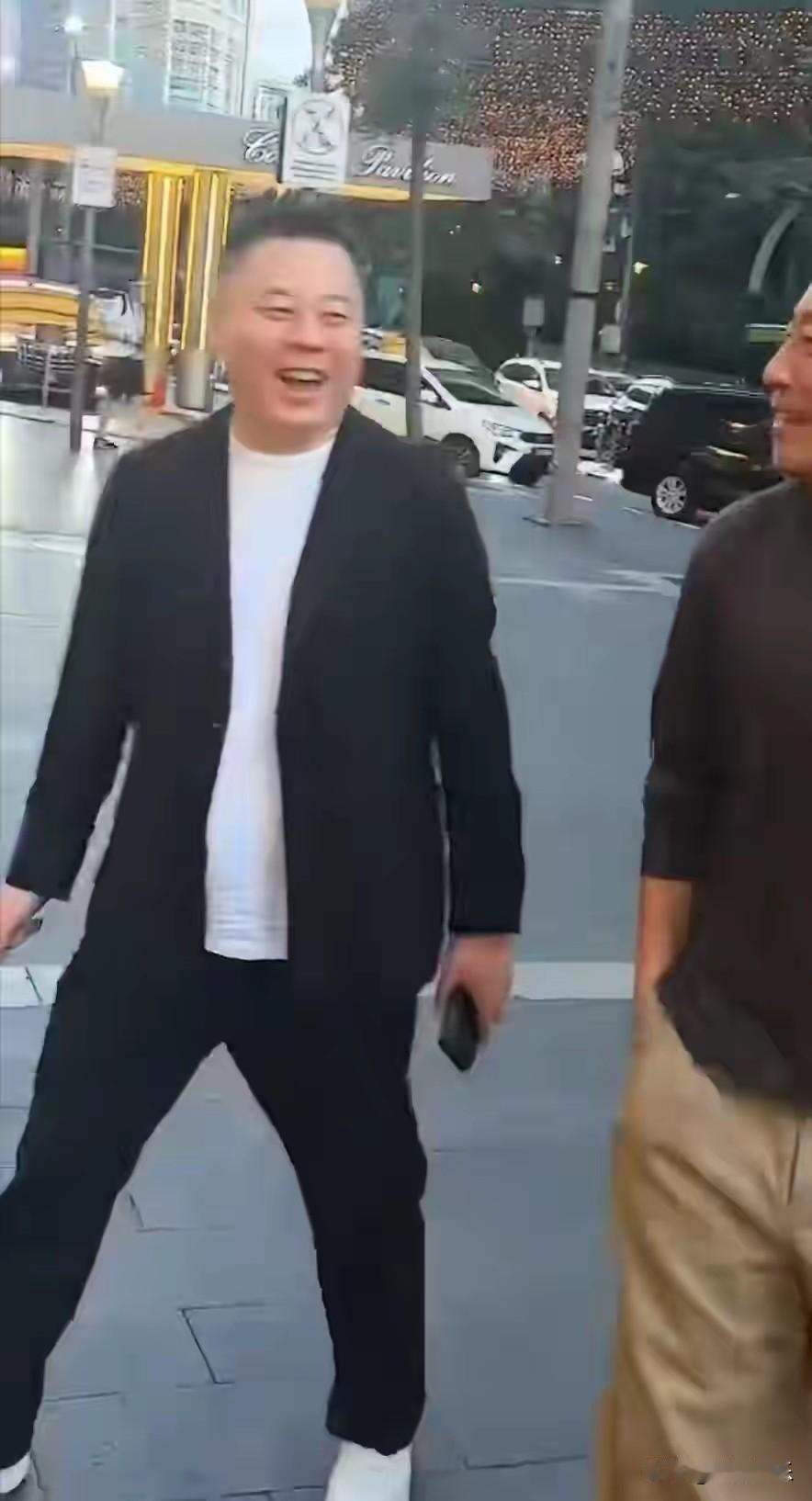 有安总的地方就有快乐，
安总是那种幽默风趣型的人。