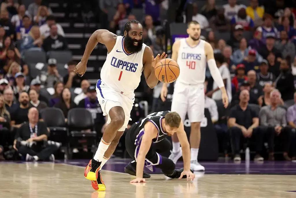 太丢人了！快船95-109国王，一战让我认清这5个事实：
1.哈登真是难堪大用，
