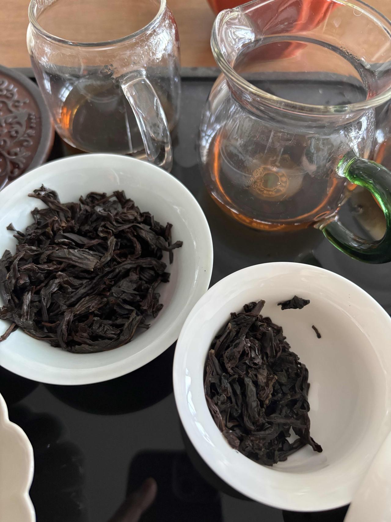 喝了某个大直播间，宣传的某个武夷山核心山场，大山场主，大户，家的岩茶，一如既往，