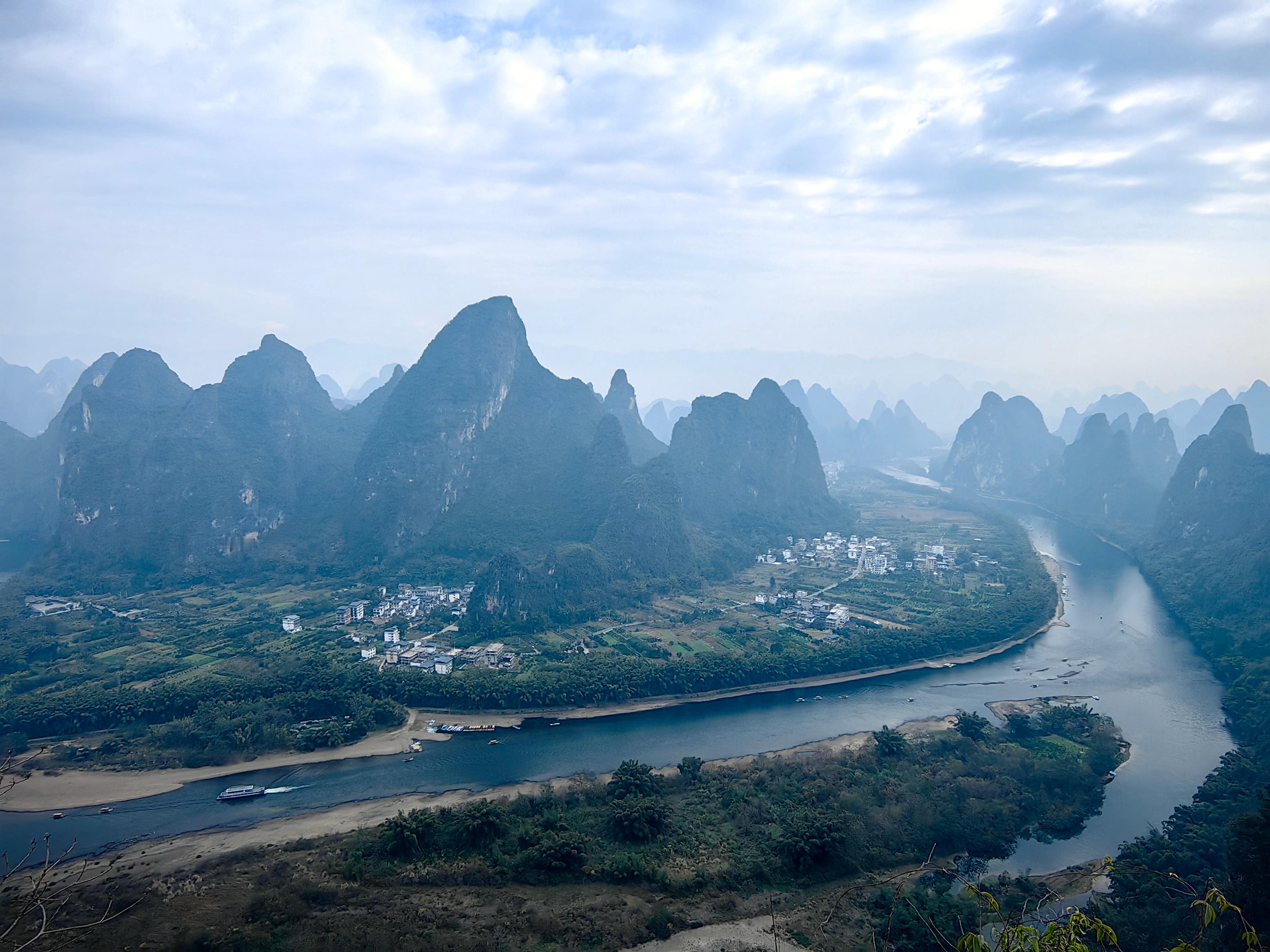 2025收官啦，感谢朋友们今年的大力支持；不管今年过得怎么样几个小时后他结束了，