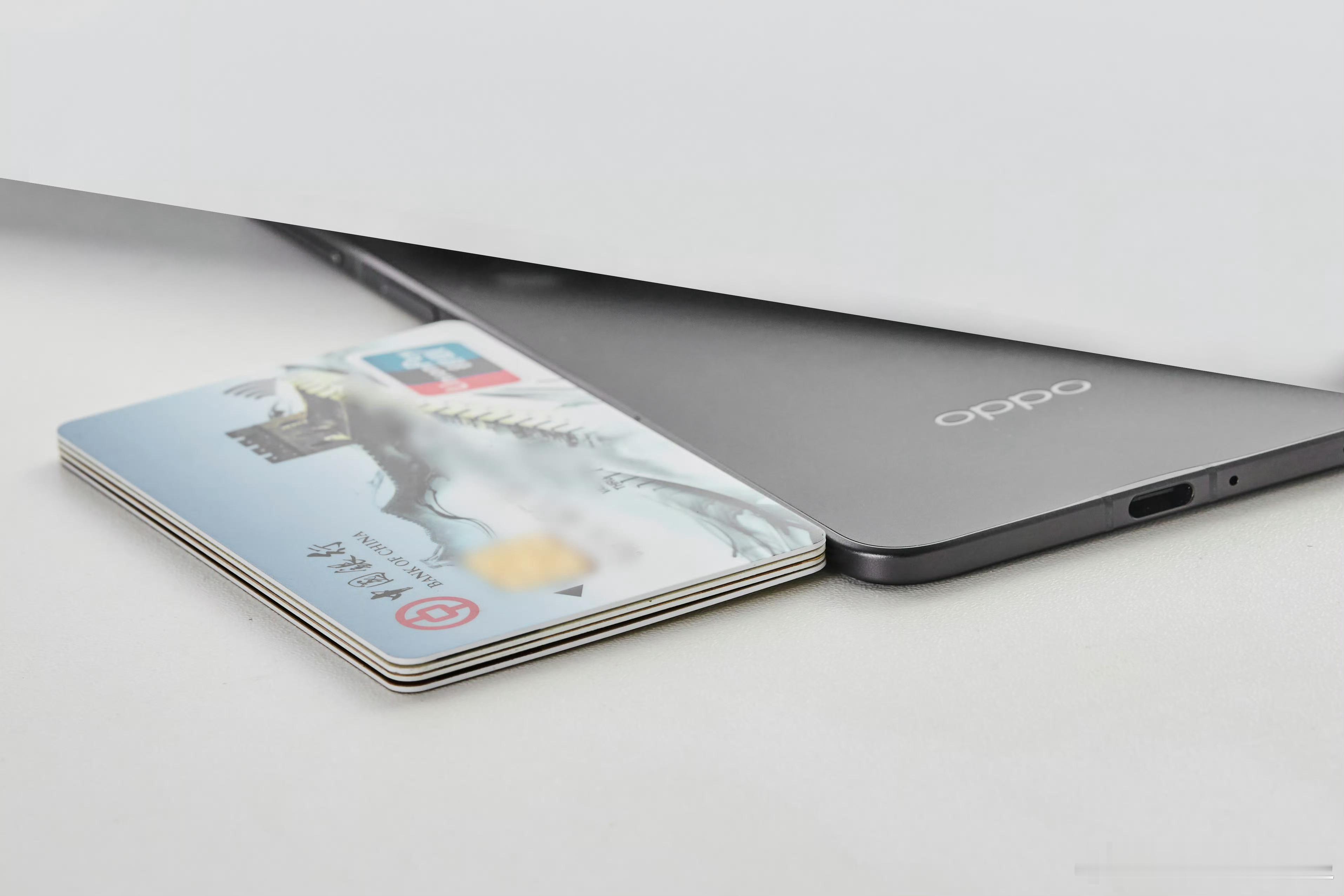 2月份发布的旗舰机应该只有OPPO Find N5和小米15 Ultra这两款了