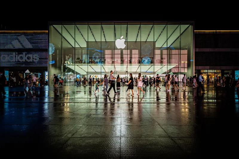 10月20日，55名中国iPhone和iPad用户联合向国家市场监督管理总局投诉