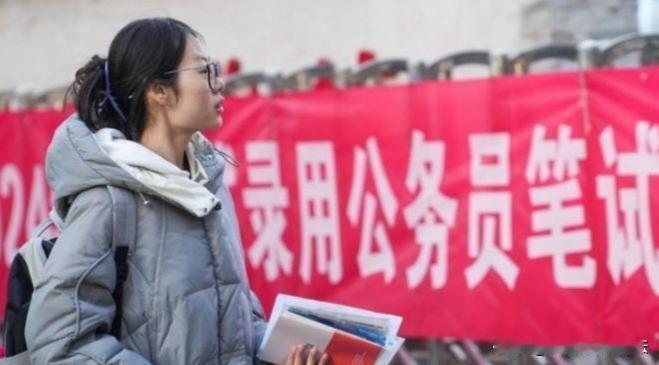 西部地区公务员工资和东部公务员收入的差异有多大？
同为公务员，不同地区差异很大。