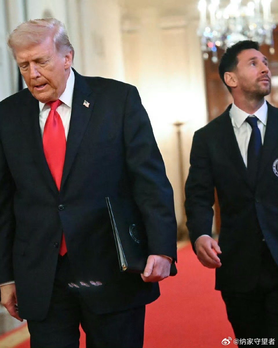 特朗普透露其小儿子巴伦是梅西的“铁杆球迷”，并称赞梅西“非常了不起”。特朗普在白