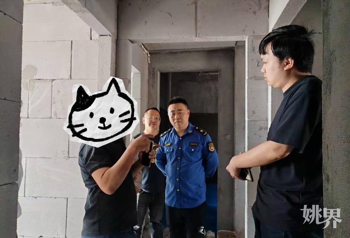 【助力整治小区违规群租房 】讲述人：陈游整理：张云霞我叫陈游，是余姚陆埠镇洋溪居