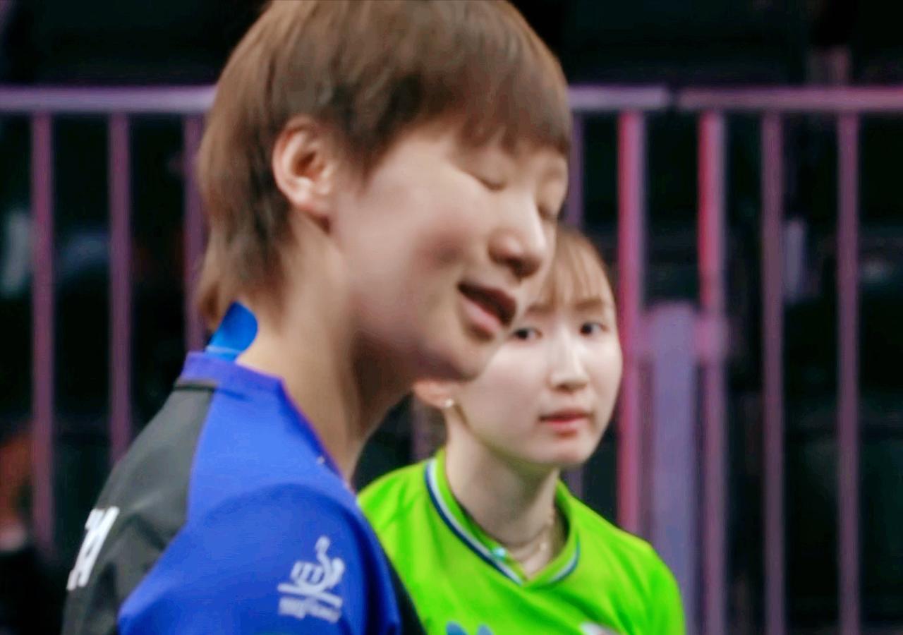 杀人诛心呀！早田希娜/张本美和看到鳗鱼受伤，连打鳗鱼这个点，还用这样的眼神看她。