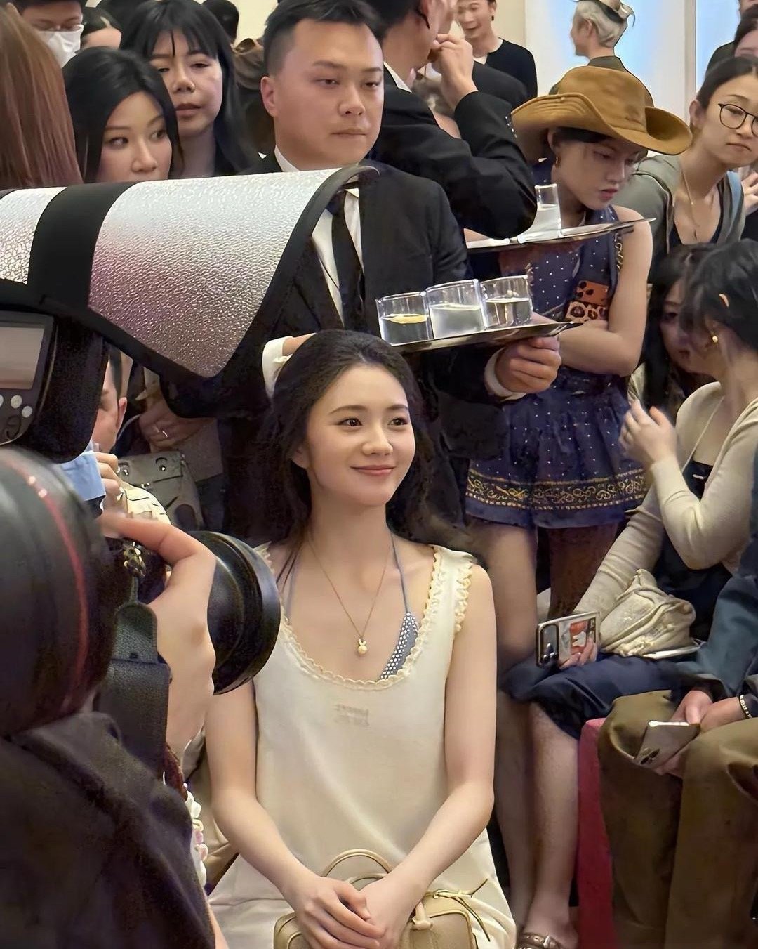 事实证明，这颜值没有攻击性，看着很舒服 ​​​