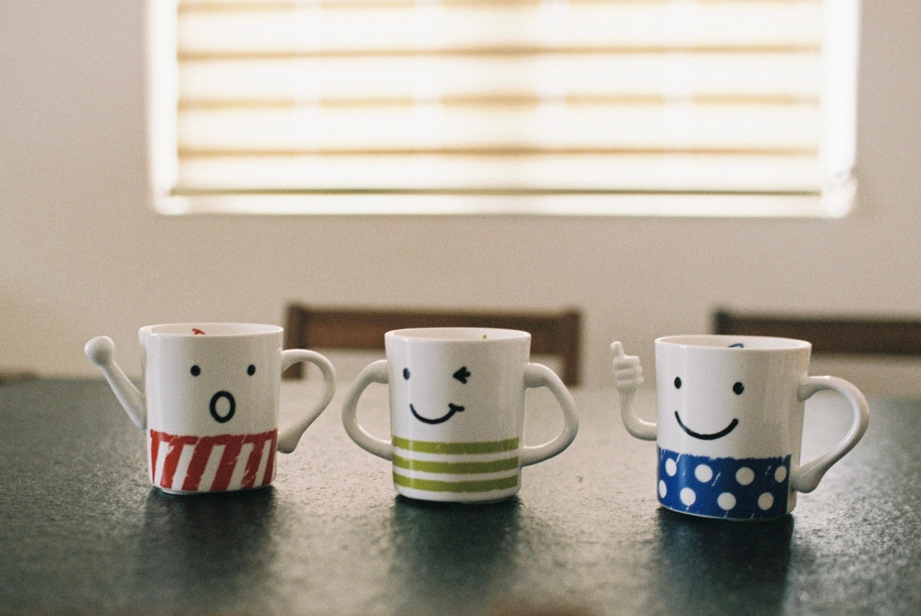 我们一家三口的杯子 活力满满✨✨✨ ​​​