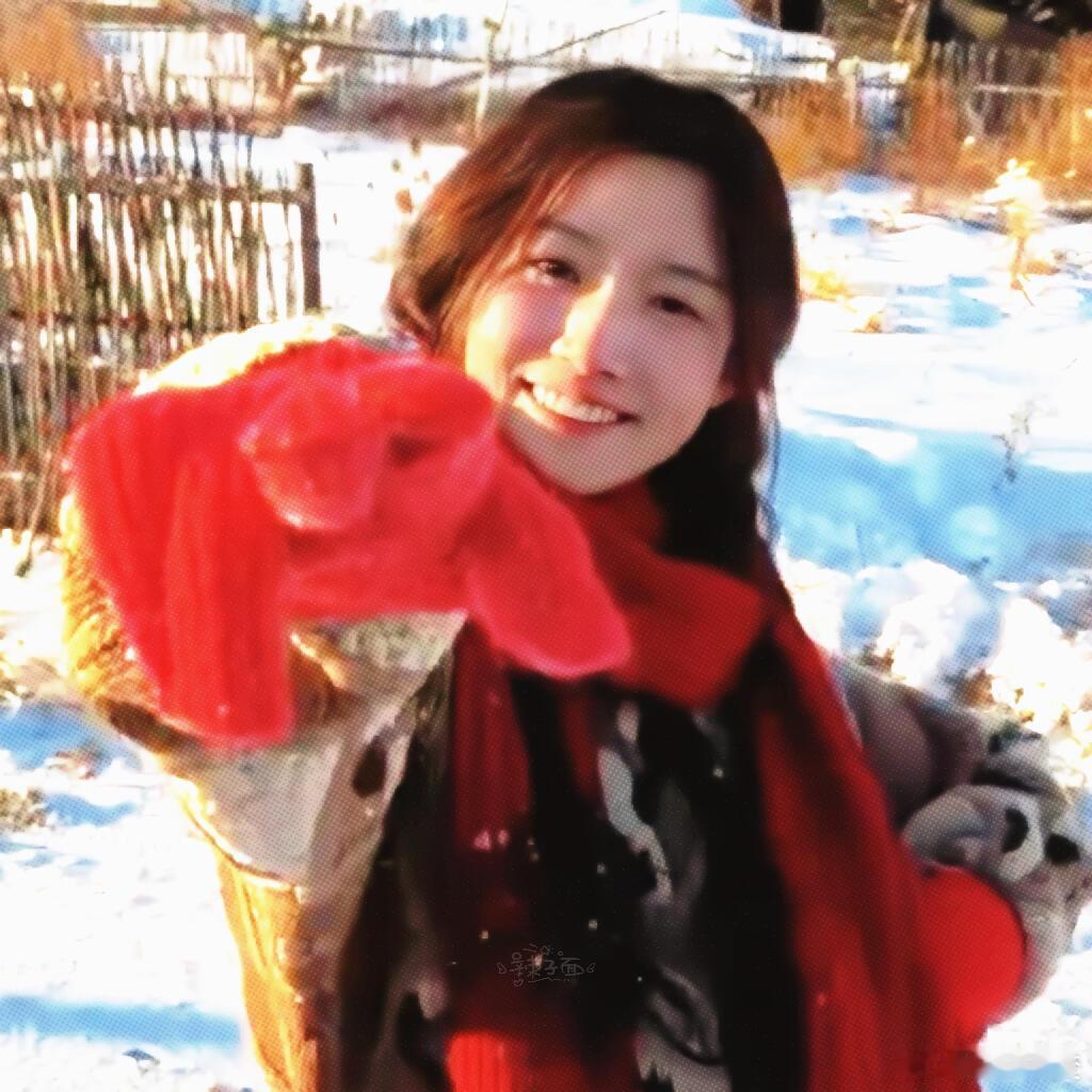 卢昱晓  卢昱晓头像｜把爱放在阳光下❄️好明媚 我的宝宝像个小太阳卢昱晓｜微博跨