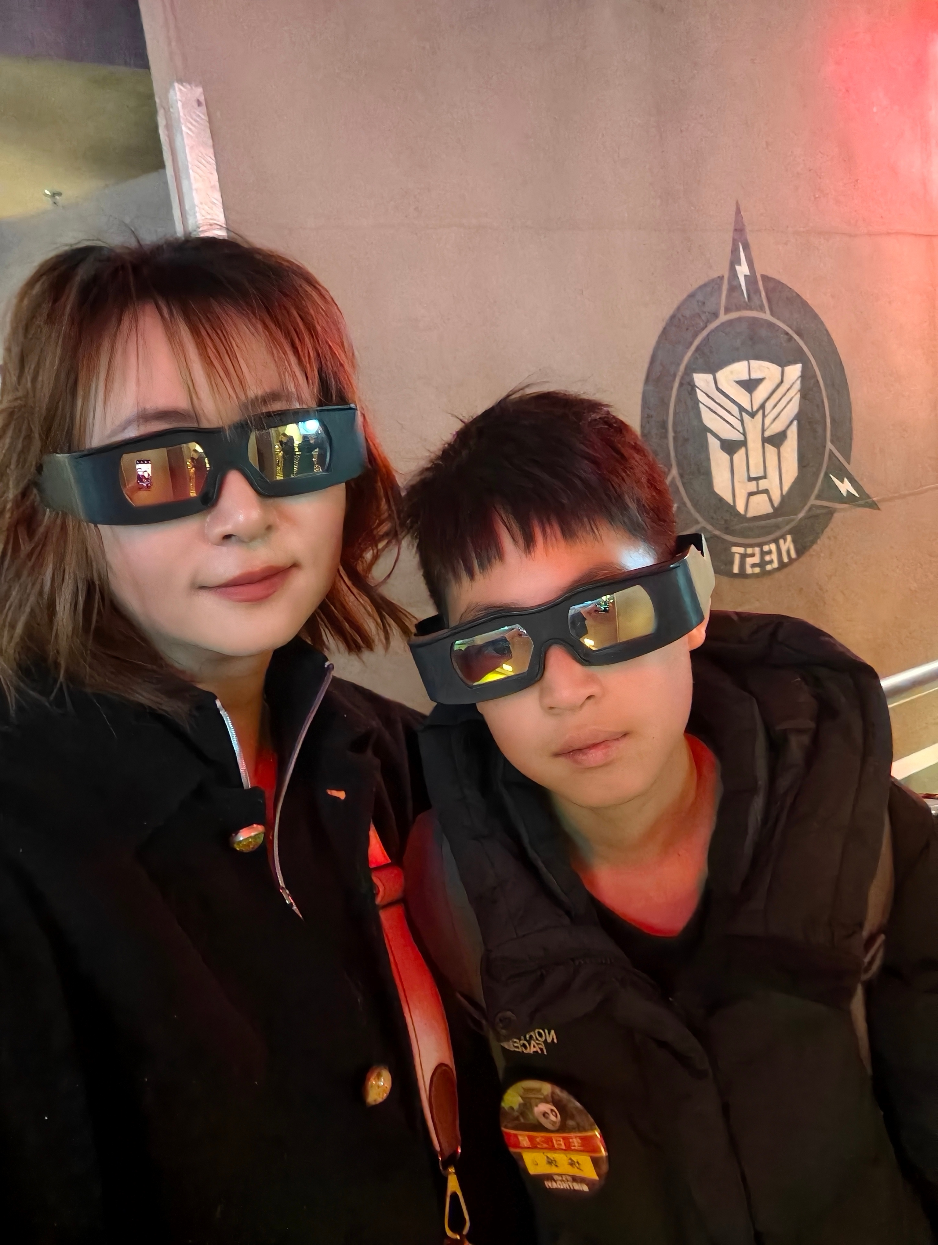 吃好喝好玩好，回去吹蜡烛，少爷正式开启下一个12年副本。 北京