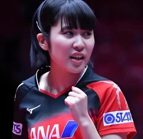 平野美宇2-3惜败，无缘32强，赛后含泪发表感言：

“今天的失利，确实出乎我的