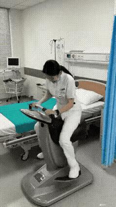 第一次在医院看见这种机器，这是干啥的，有什么作用，治什么病的。