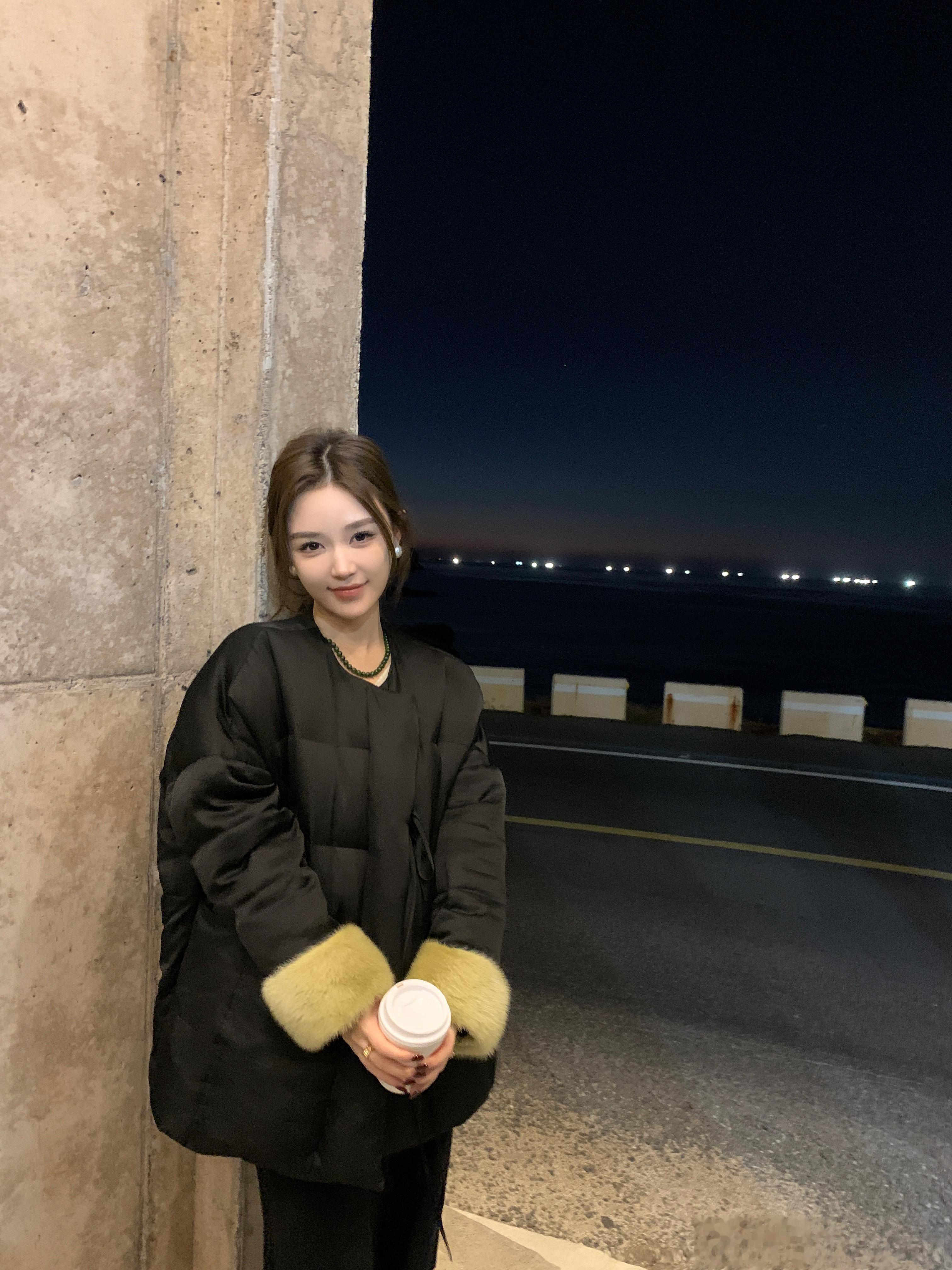 拍完最后一套！！去机场咯✈️ ​​​