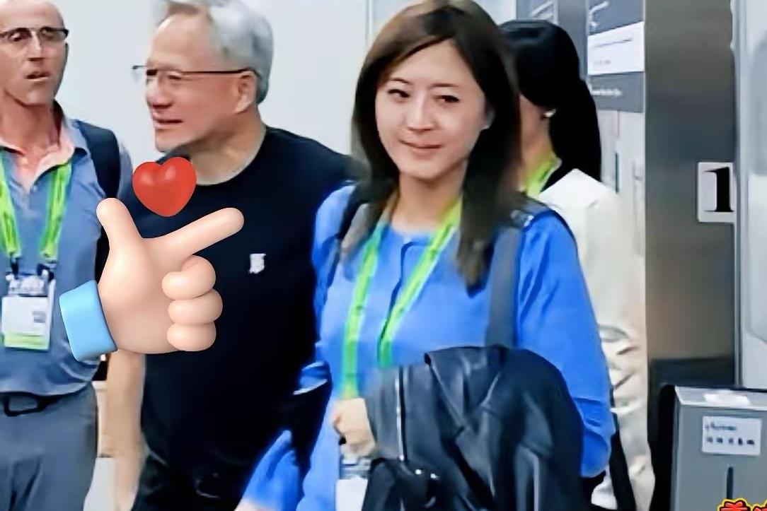 顶级职场最高段位：能力强，更让人放心
 
看懂黄仁勋的女助理，才算看透真正的职场