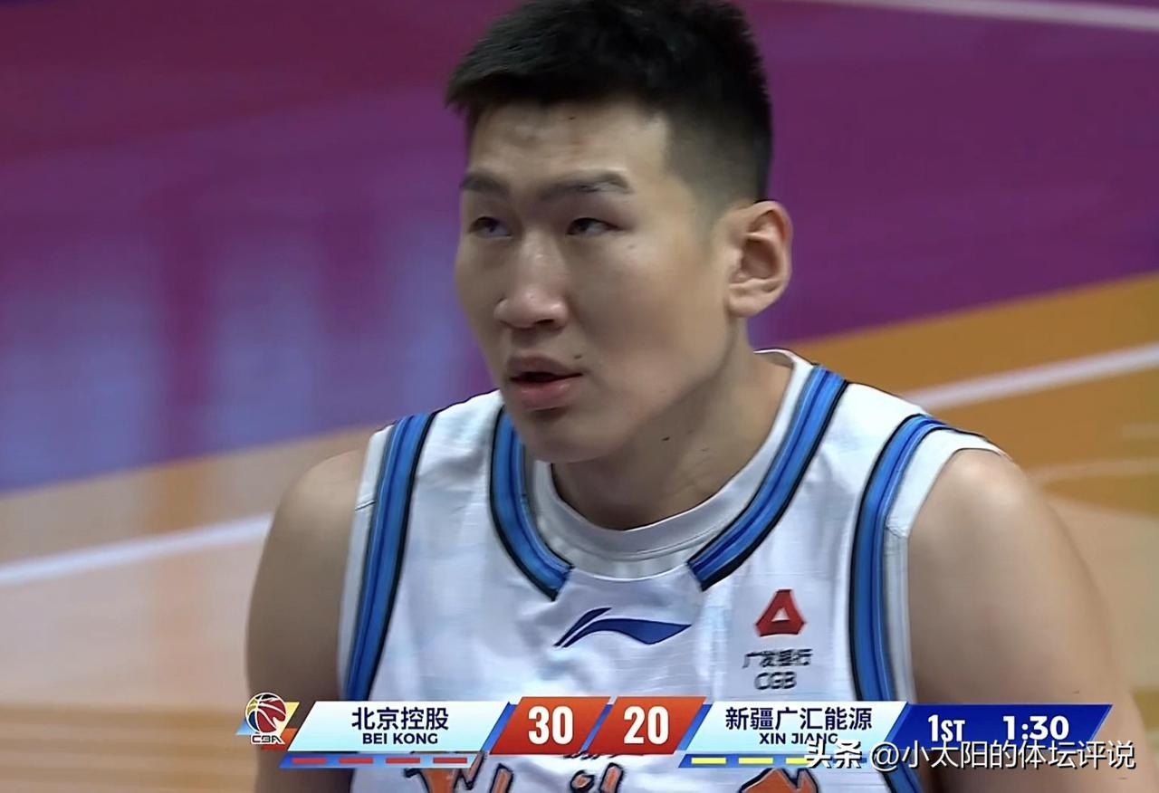 作者加速成长计划怎么？大中锋李炎哲突然回归，把北控男篮整不会了。第一节还曾经领先