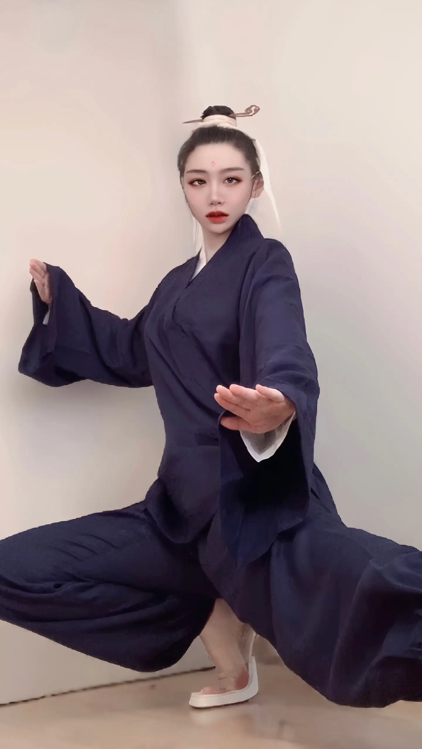 50岁依然保持好状态之。大女人只剩一口气都可以翻身  过去无法挽回  ...