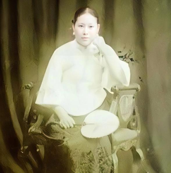 1935年，一名女子在孙传芳背后突然掏枪瞄准了他，随后枪声连响了三下，孙传芳倒在