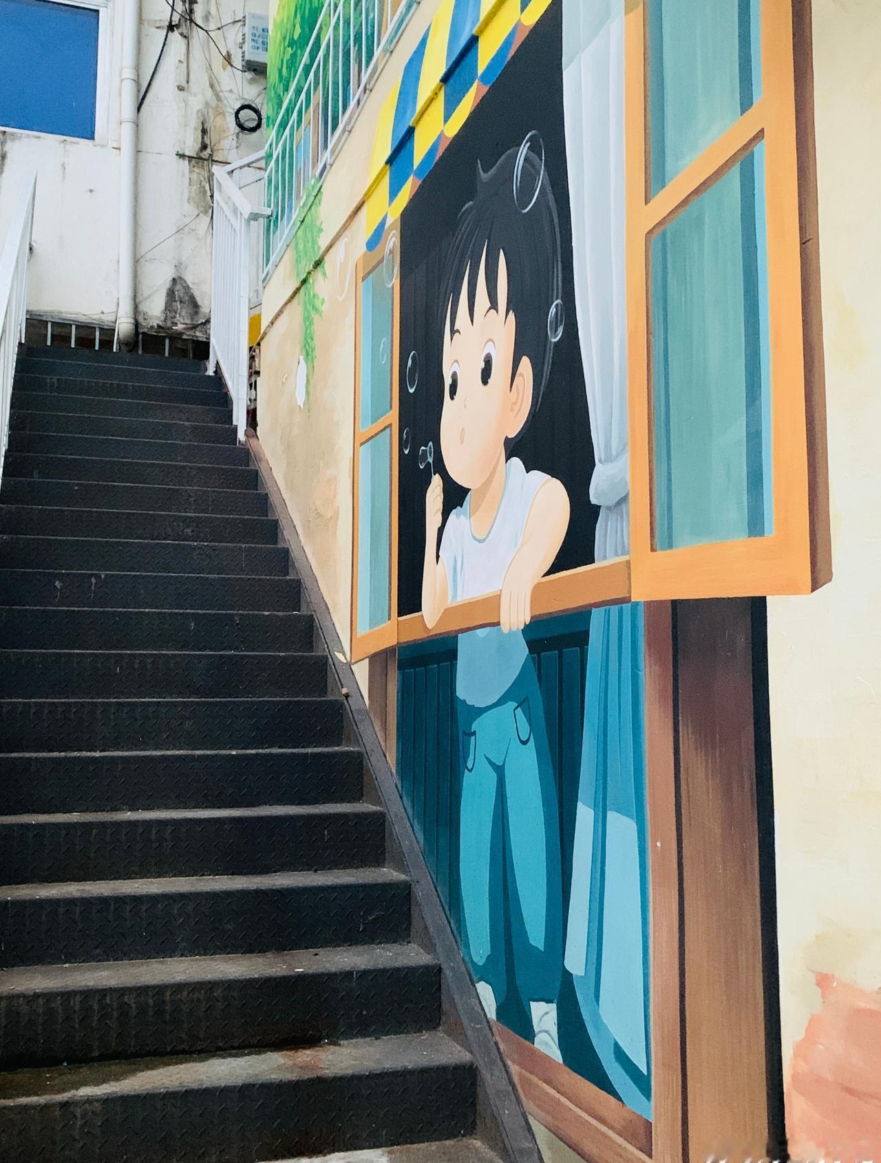 Day7
今天酒店早餐，因昨晚入住了许多参加健步走的住客，满满的餐厅都是人
离开