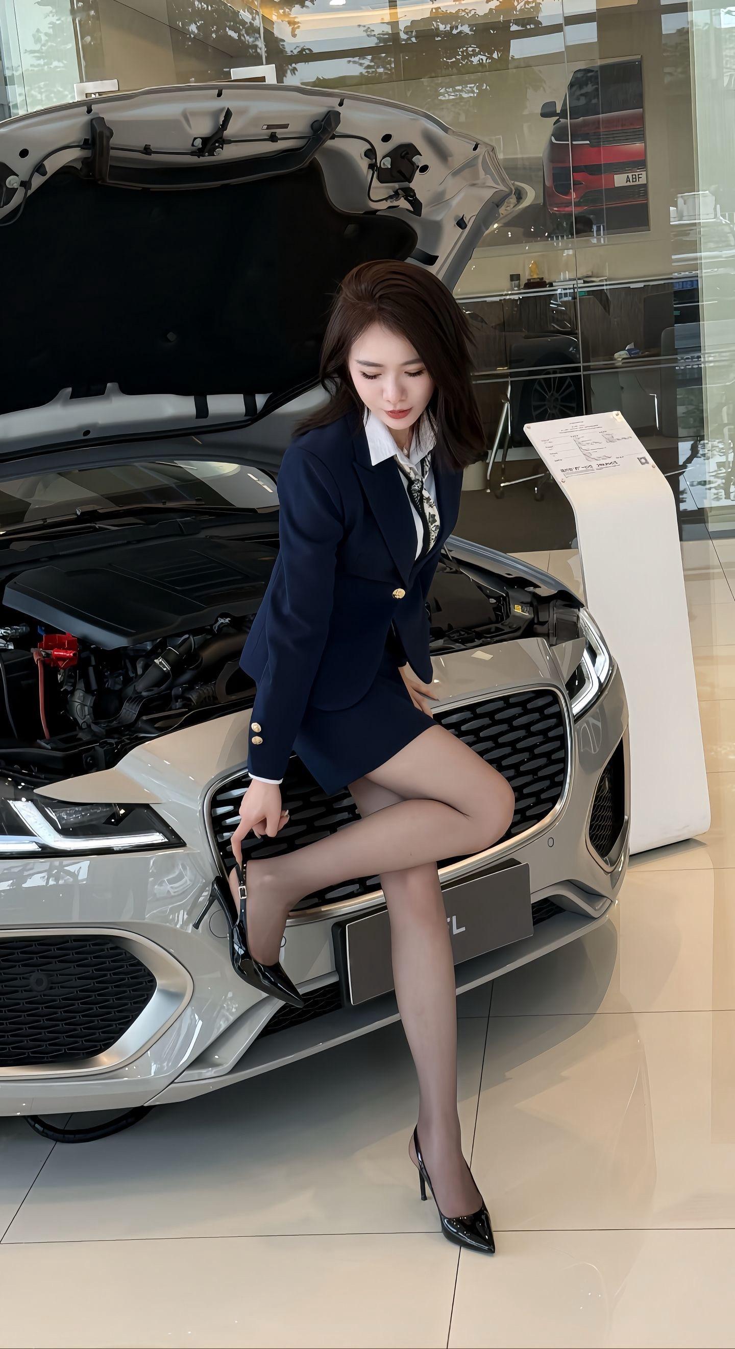 目前还能买捷豹的客户都是非常与众不同的 ​​​