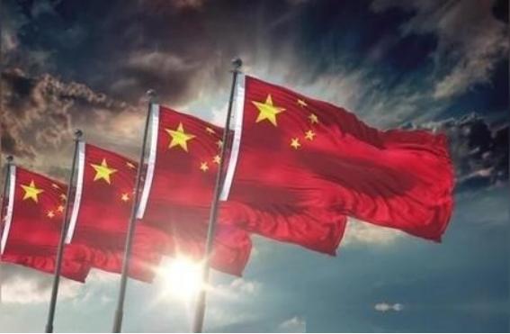 伊朗这一仗，彻底把全世界的目光拽向了中国！大家这才恍然大悟：中国闷头干了30年的