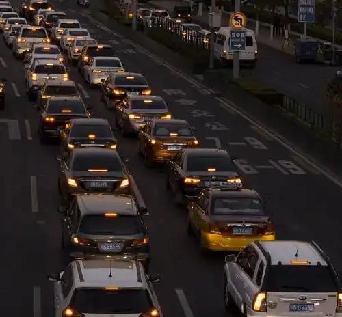 交强险彻底洗牌！6月1日起，好司机省一半，坏司机多掏一倍

一觉醒来，交强险要大