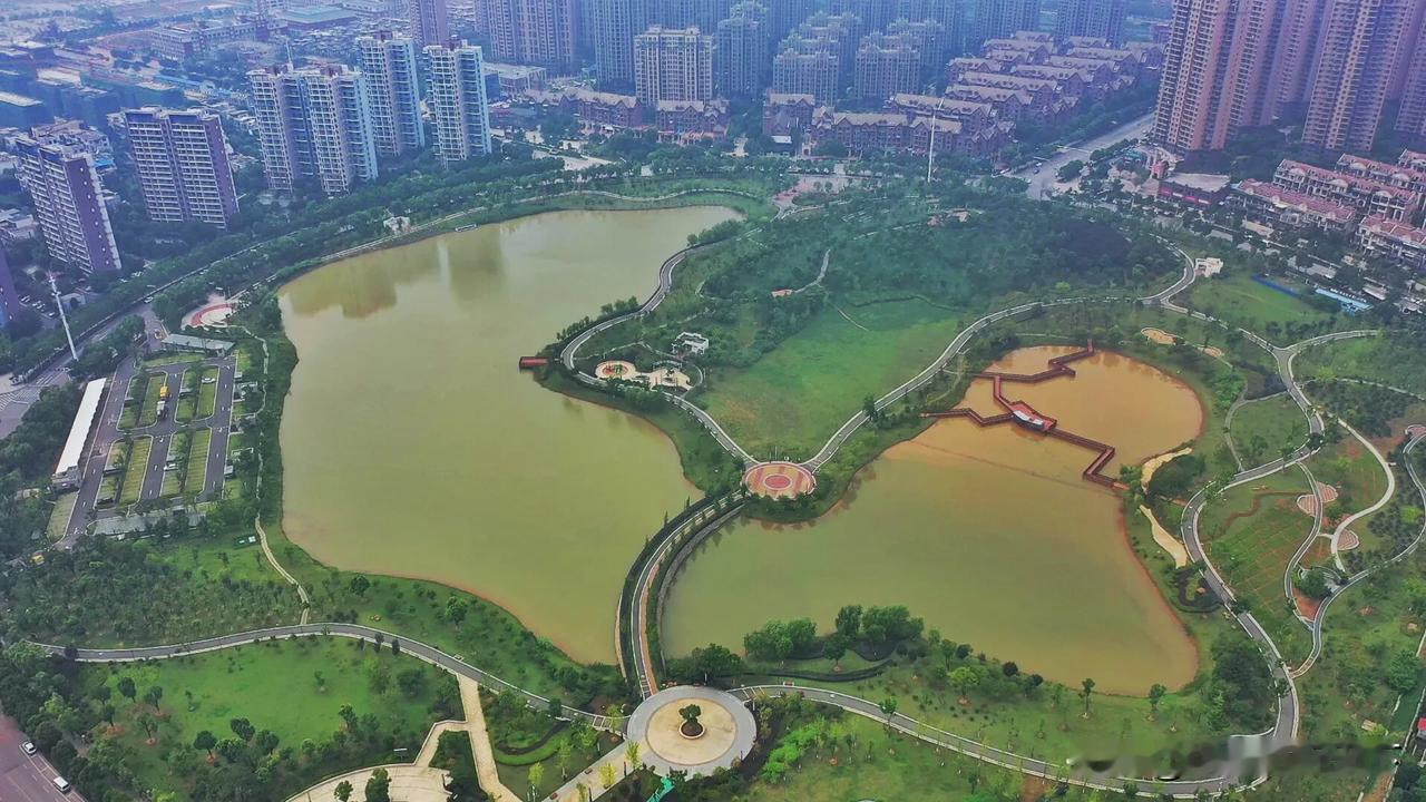 武汉 在武汉玩了五六天，地面拍摄的视频已全部更新完毕，只剩下三个航拍视频，分别是