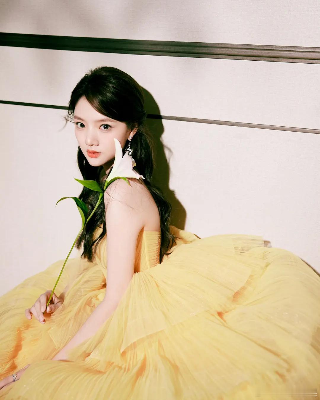 拜托敏敏可不可以一直保持这个妆造[爱你][爱你][爱你]适配度真的很高#任敏[超