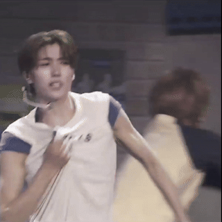 夫君你知道的，从小我就跟了你 