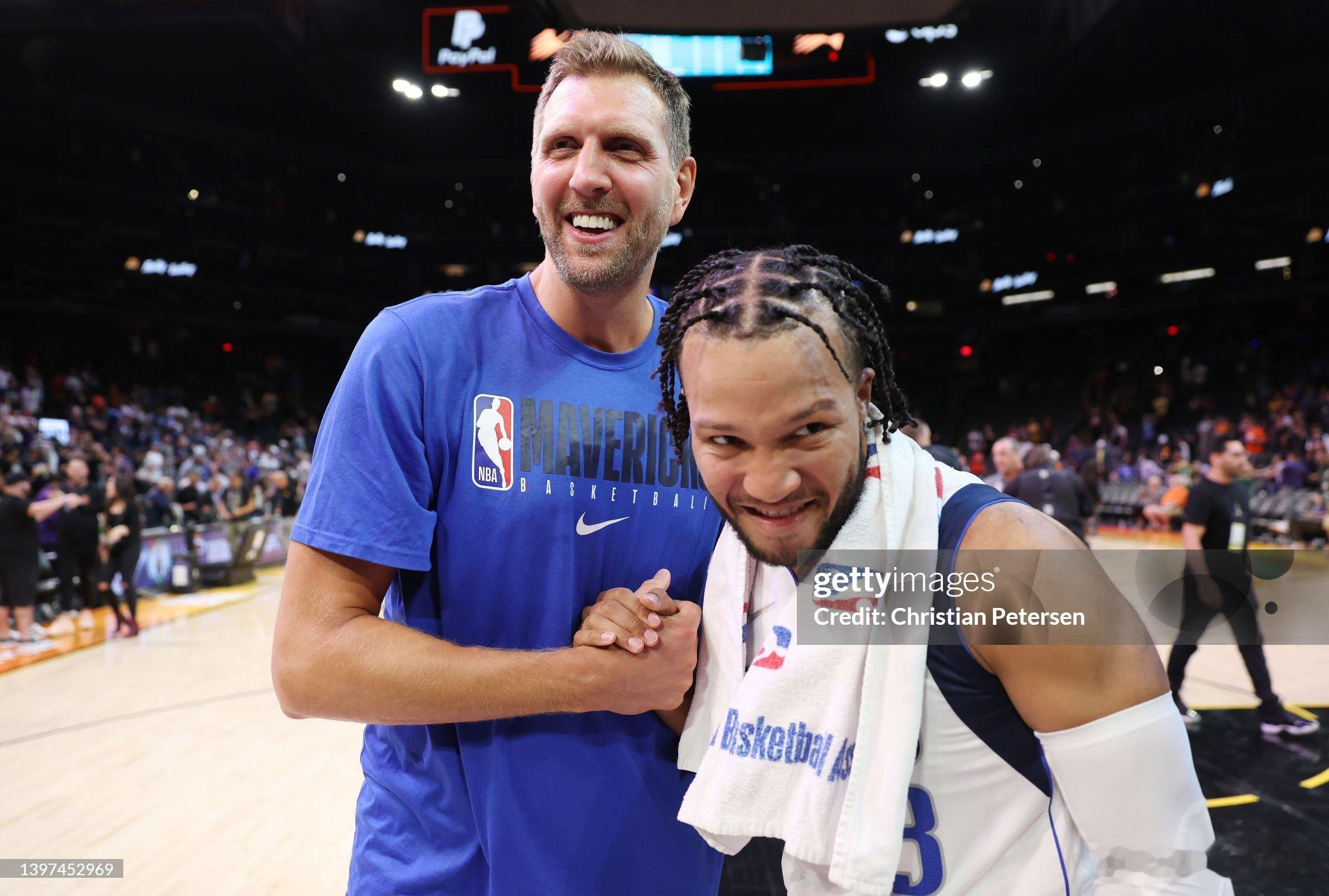 MFFL 恭喜布伦森。谁能想到你这么快就拿到FMVP了？尼克斯总冠军尼克斯时隔5