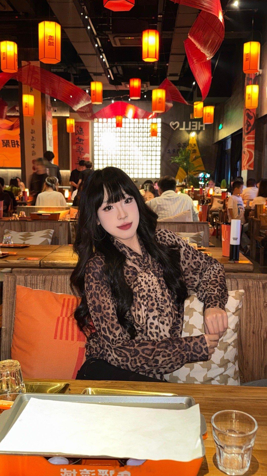 本来都准备戒酒了 结果打火机过生日 必须庆祝一下 ​​​