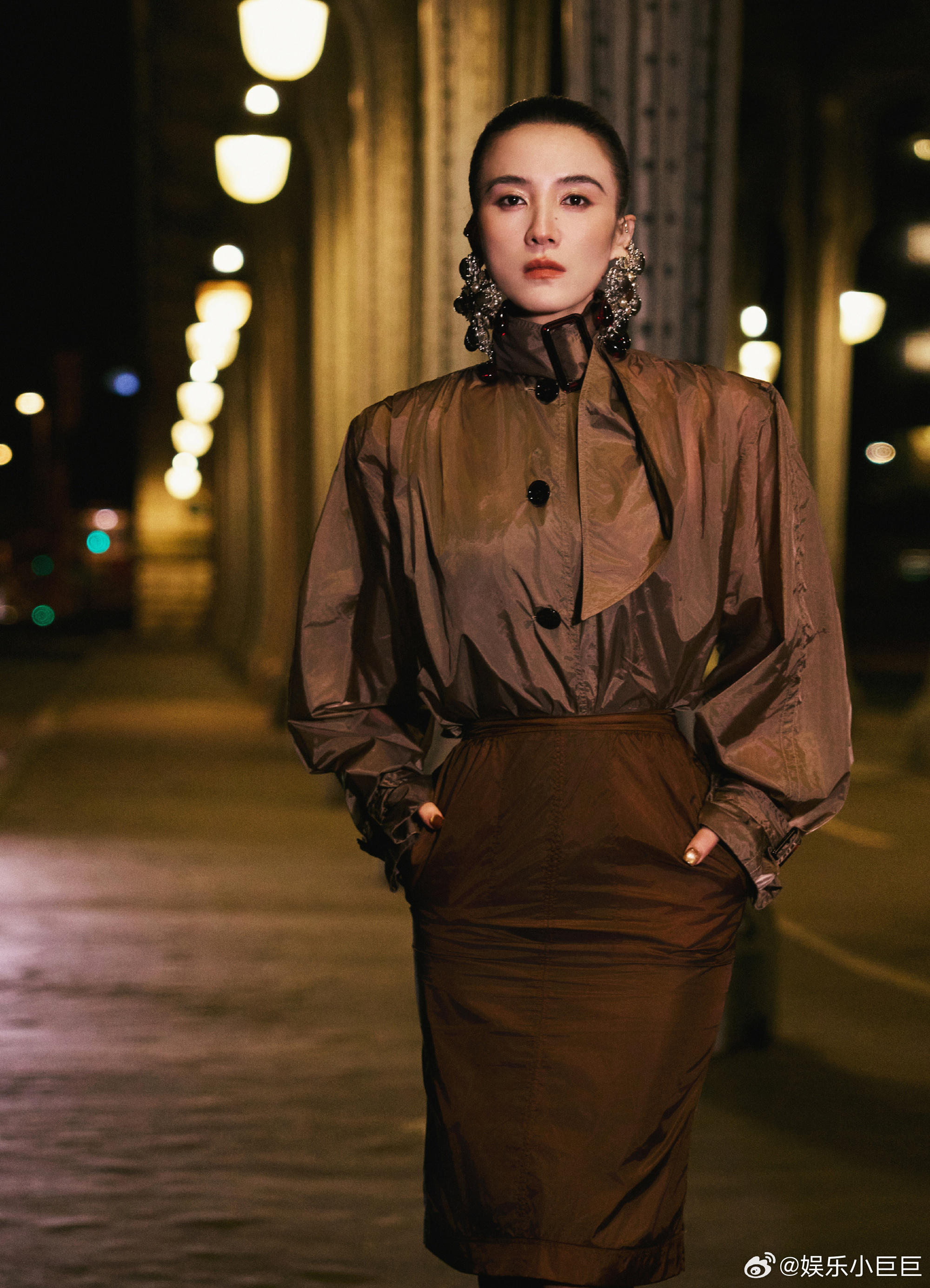 宋佳分享保持气血充足的秘诀 走进圣罗兰秀场，宋佳美得像从电影里走出来。她分享的气