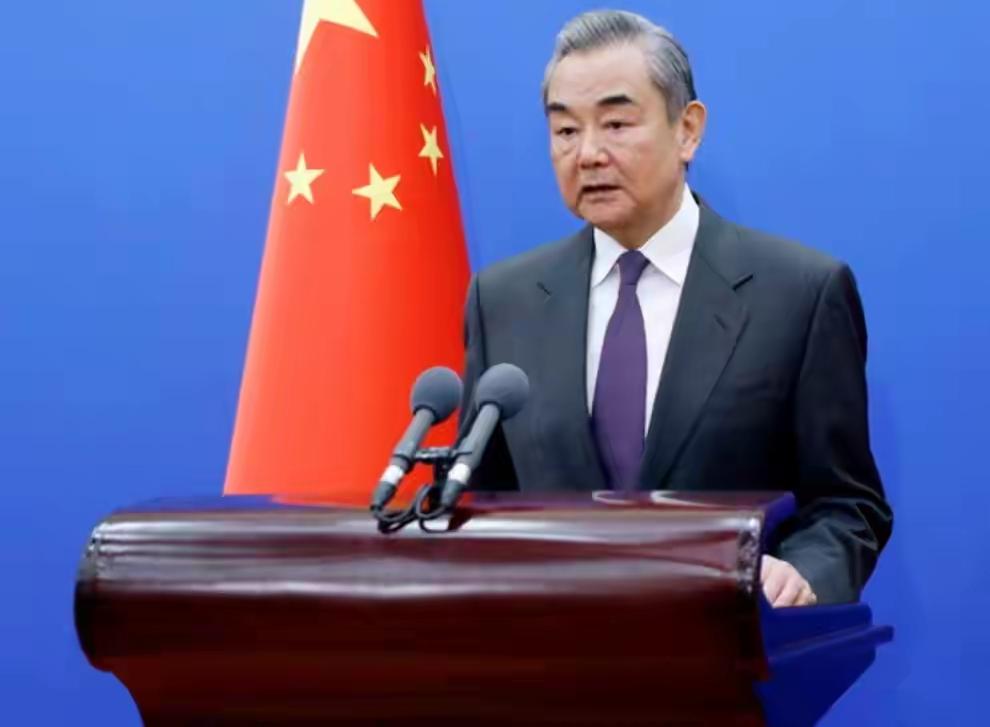 中方对高市早苗态度有变？日媒大喜过望追问：中日能否见上一面？