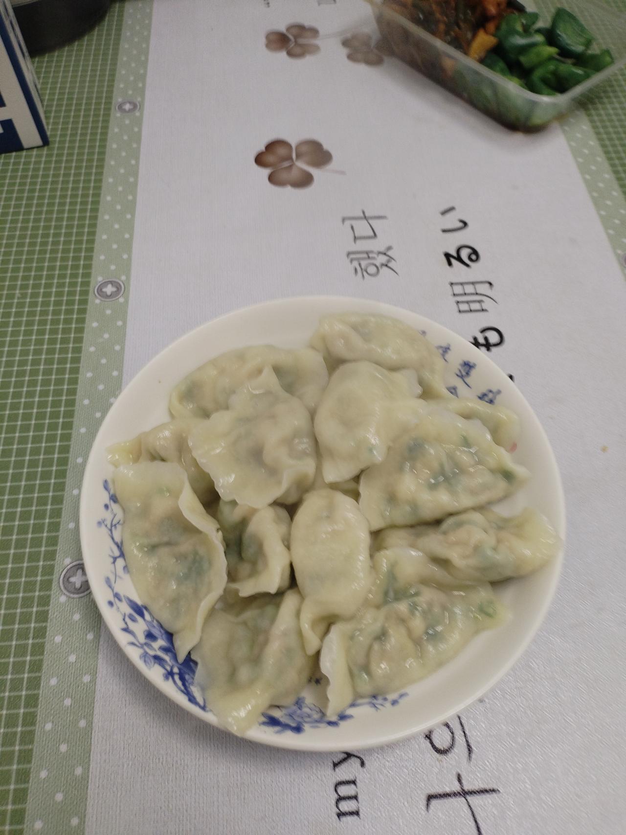 不知道大家发没发现？凡是做父母的家长们，无论对子女做出多大贡，都会觉得是天经地义