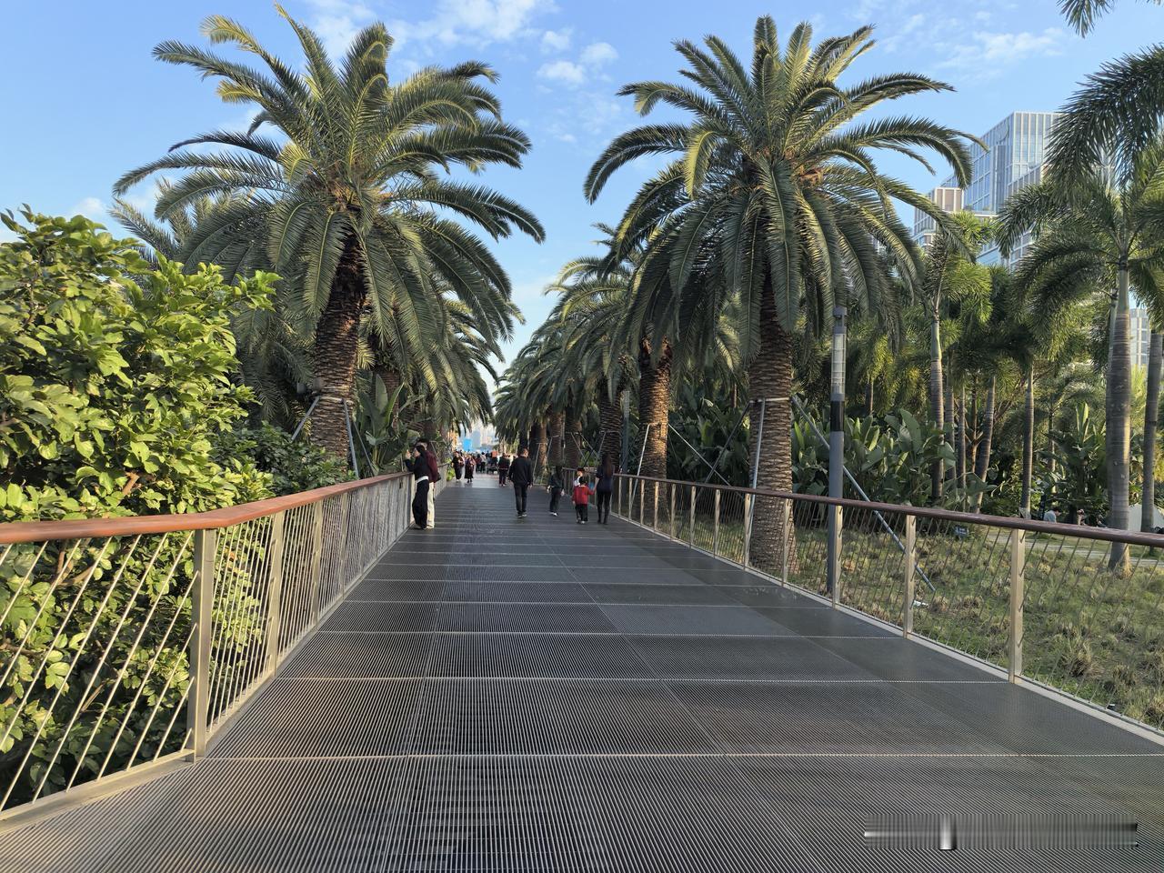 深圳月老：在大数据洪流里牵红线

咱们从来没想过会成个“月老”，更没想到是在深圳