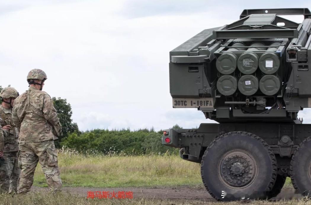 美国公然宣布110亿美元巨额售台先进武器计划，清单内容主要包括：
    82套