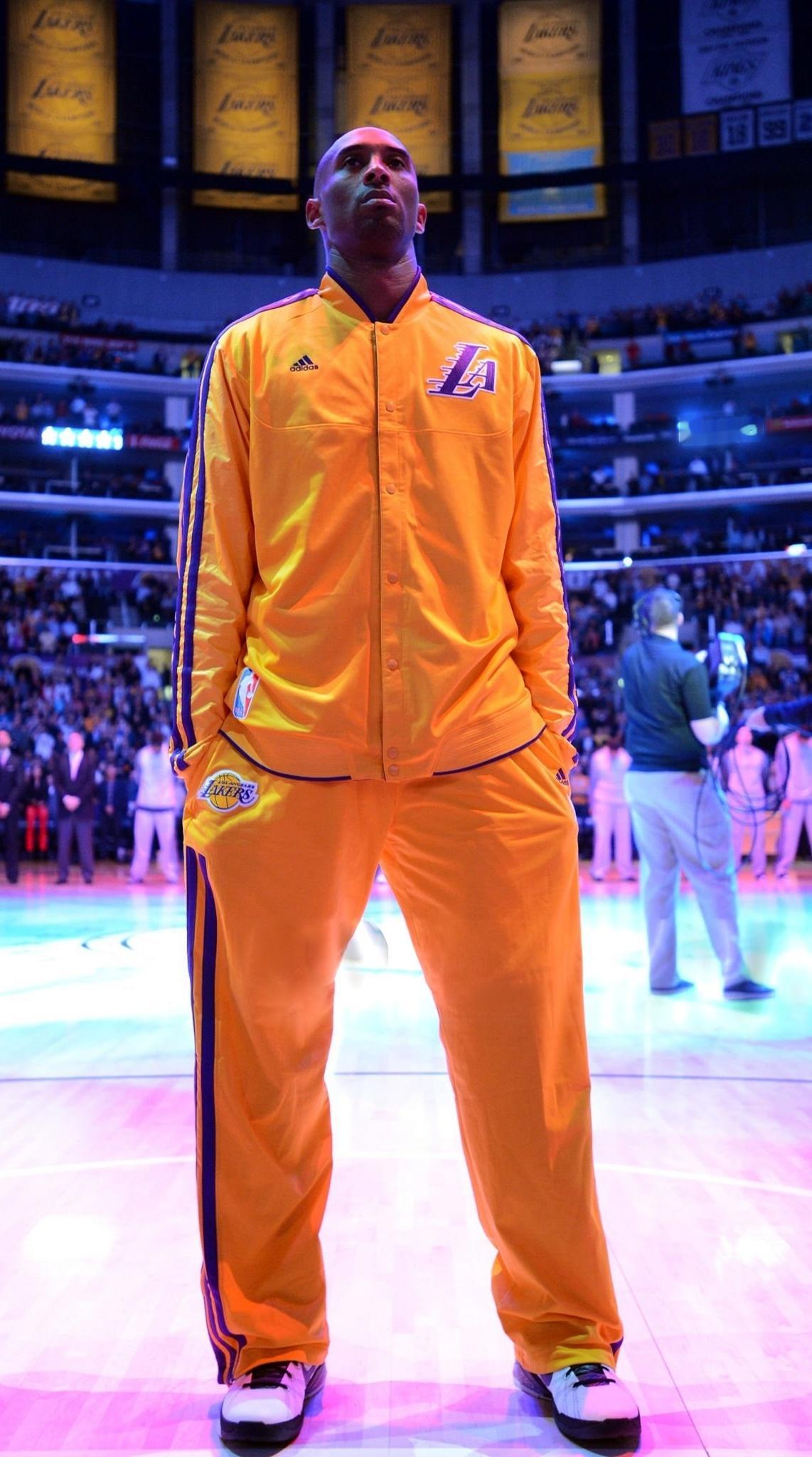 Kobe Bryant 双手插兜 不知道什么是对手科比